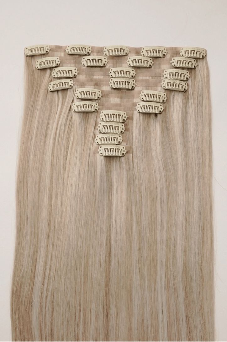 #18/60 Pearl Ash Blonde Highlights Seamless Clip In Extensions