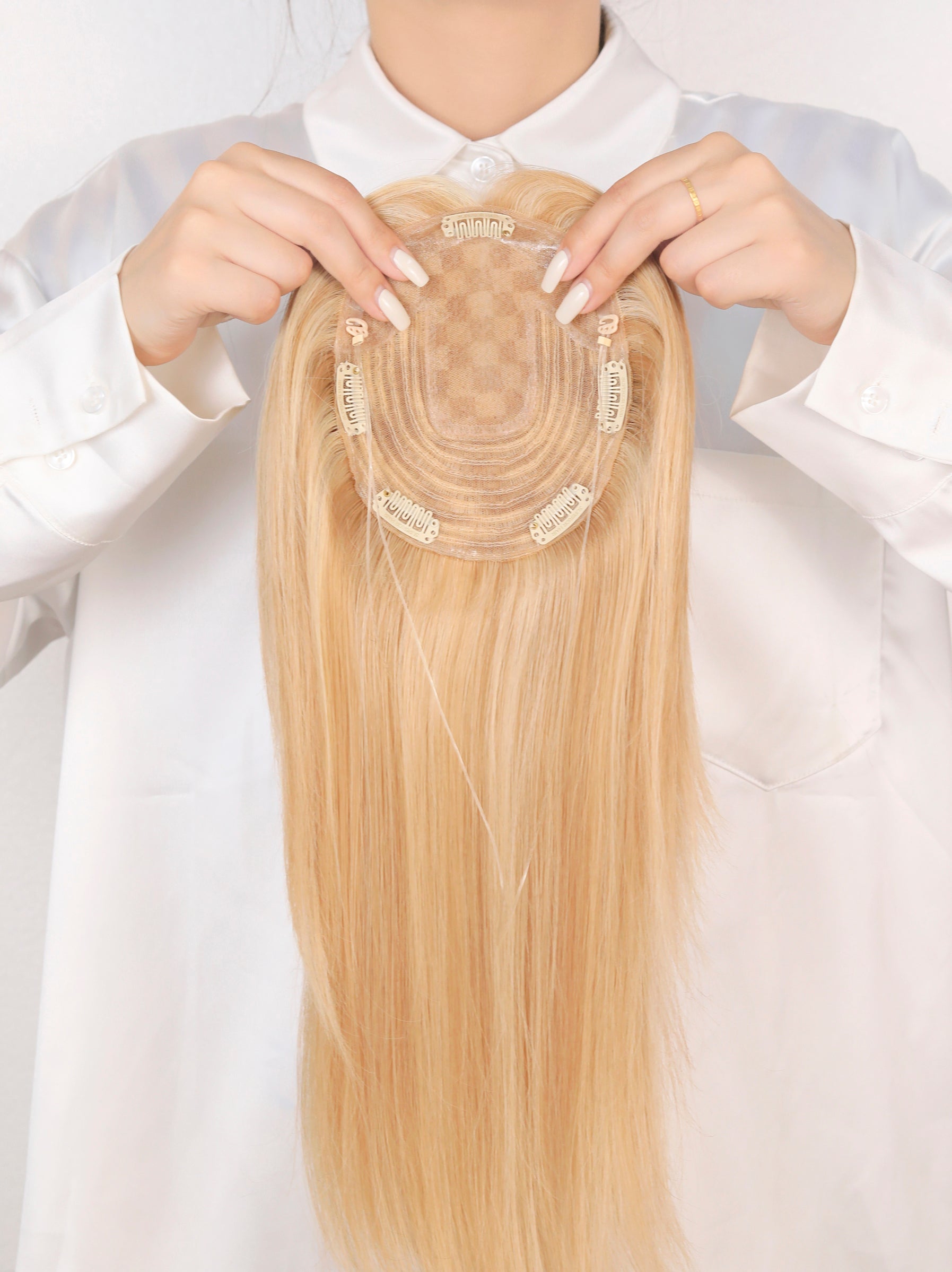 #16/22 Caramel Blonde HL Topper With Invisible Wire