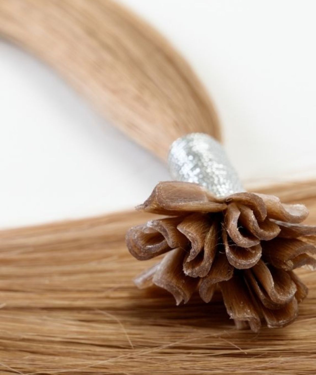 #16 Caramel Dark Blonde Pre Bonded U Tip Extensions