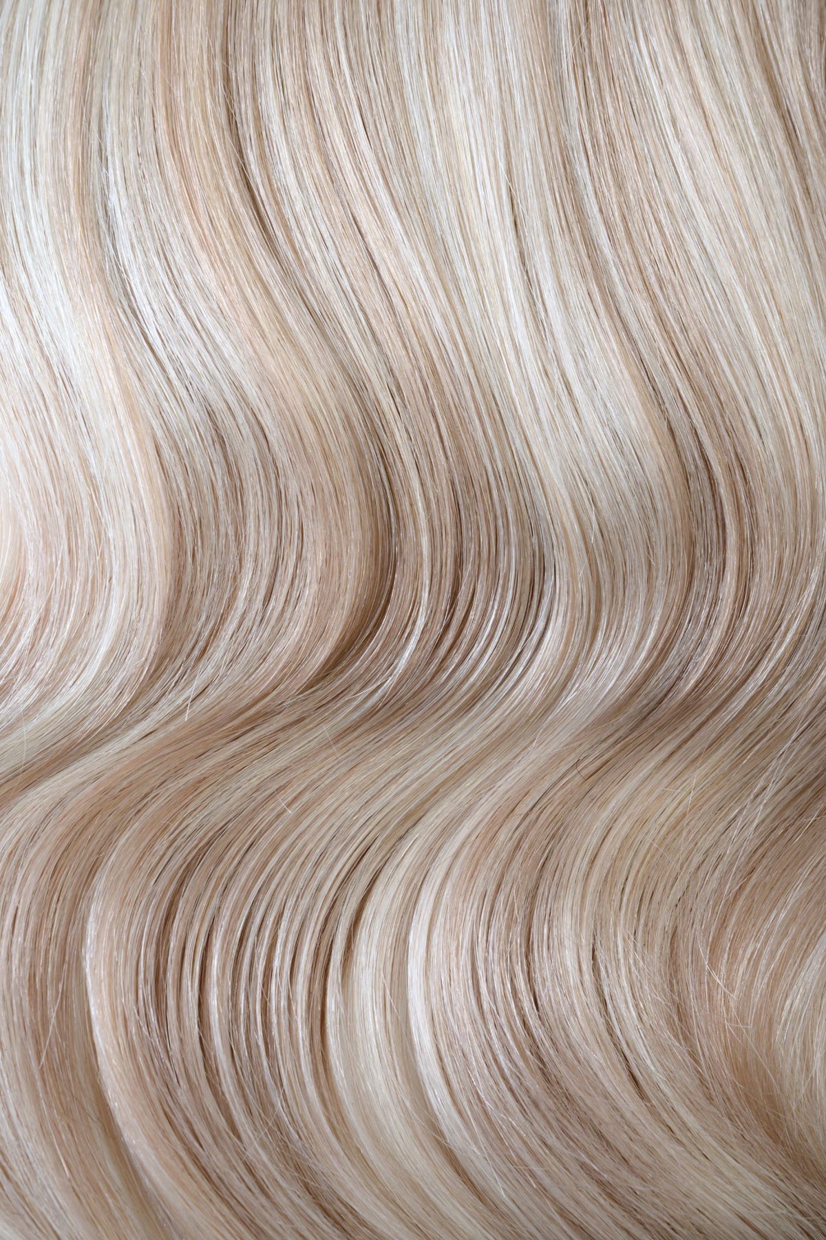 #18/60 Pearl Ash Blonde Highlights Seamless Clip In Extensions