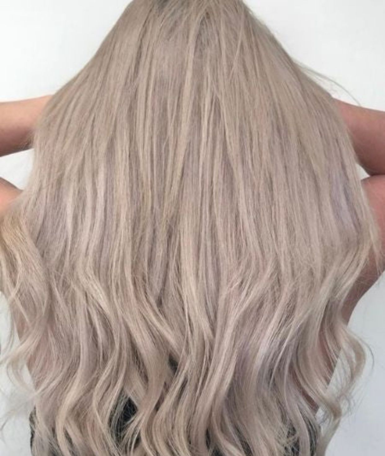 #18 Dark Ash Blonde Traditional Weft Hair Extensions (DISCONTINUED)