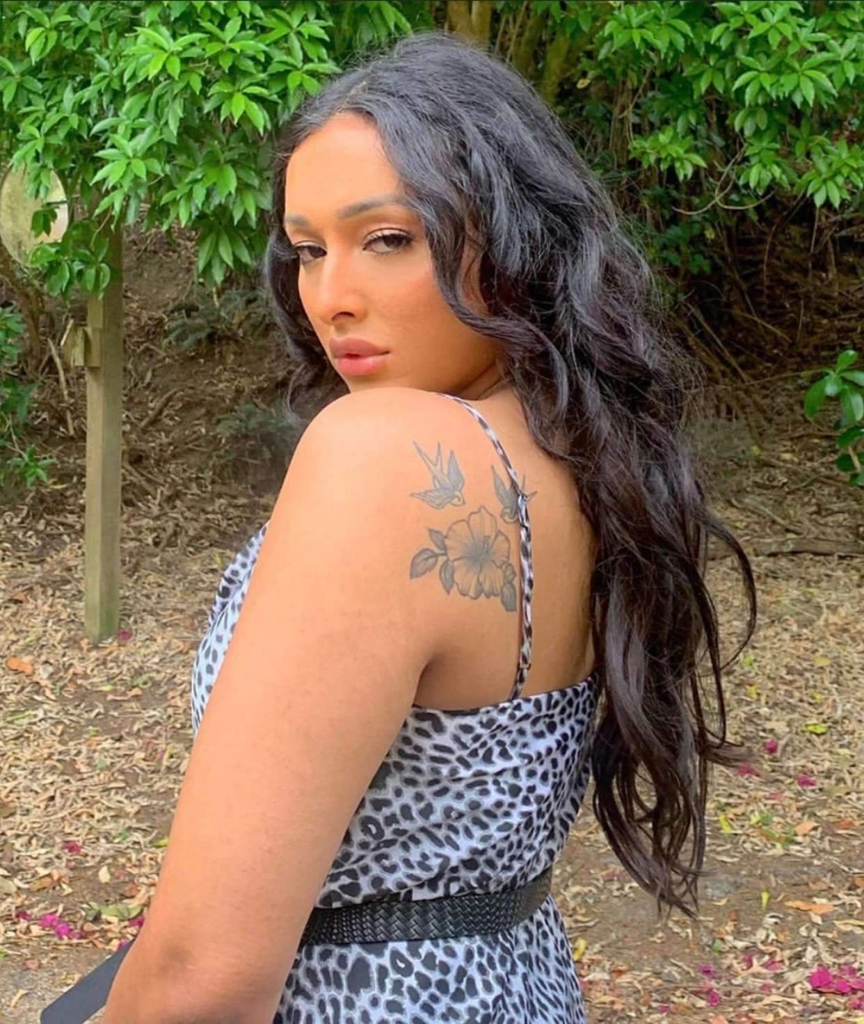 #1BL Darkest Brown Classic Clip In Hair Extensions 9pcs