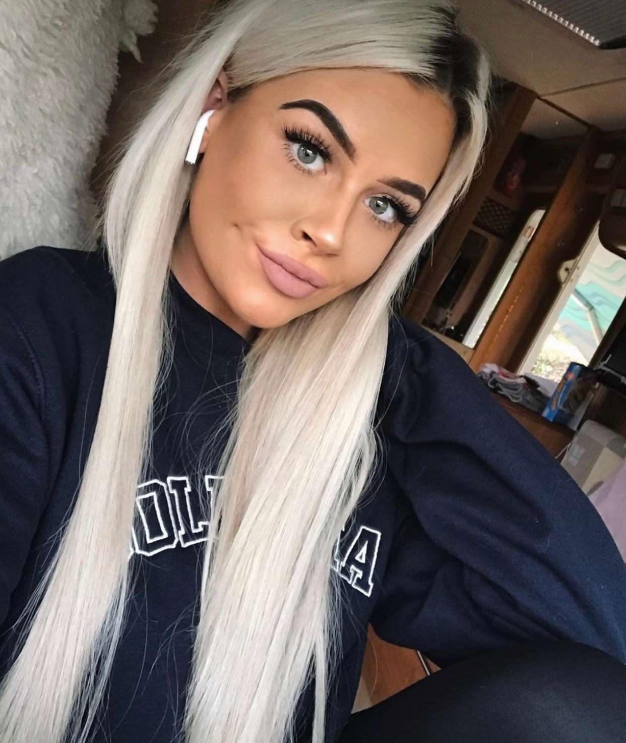 #60 Whitest Ash Blonde Genius Weft Extensions