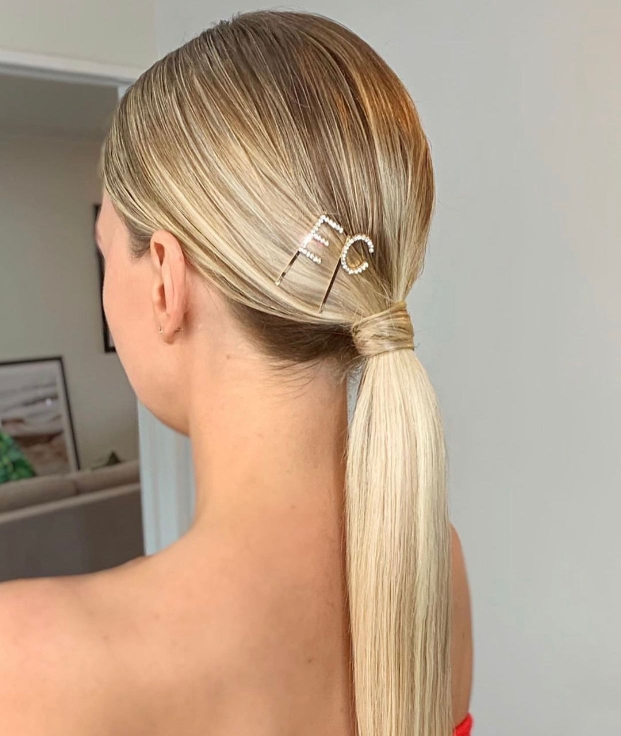 #Beach Blonde Ombre Ponytail Hair Extensions (DISCONTINUED)