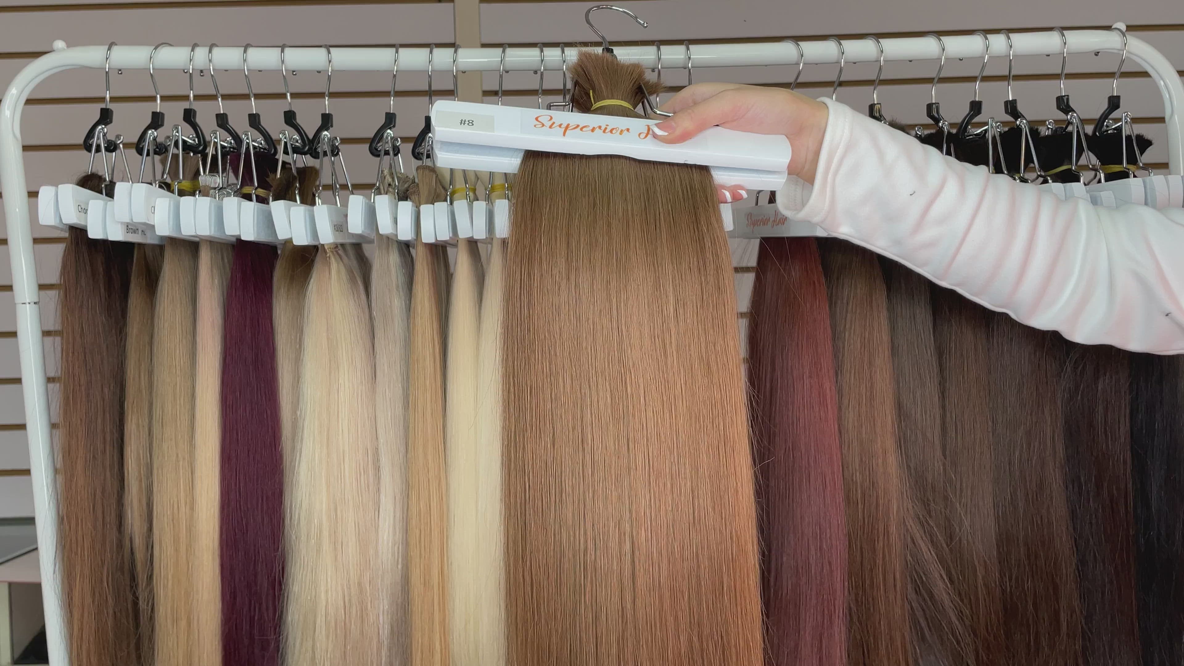 Load video: #8 Clip In Hair Extensions Wavy